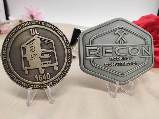 खरीदें पुरुषों के लिए 3.5 इंच एंटीक फिनिश के साथ कस्टम जिंक अलॉय बेल्ट बकल - पर्सनलाइज्ड मेटल पिन बकल online manufacture