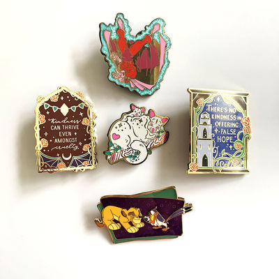 खरीदें कस्टम कलर इनेमल पिन यूवी सिल्कस्क्रीन पैड प्रिंटेड हार्ड सॉफ्ट इनेमल पिन डिज़ाइन और कस्टम कलर online manufacture