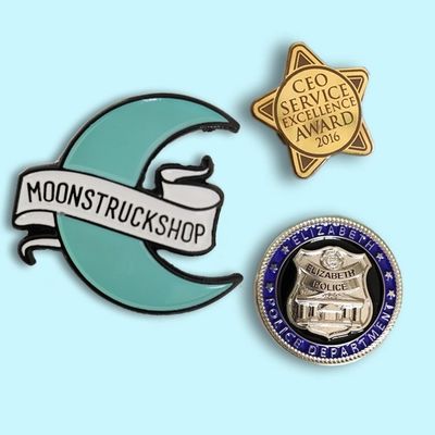 खरीदें Custom Angel Theme Cartoon Design Soft Enamel Lapel Pin for Collectibles online manufacture