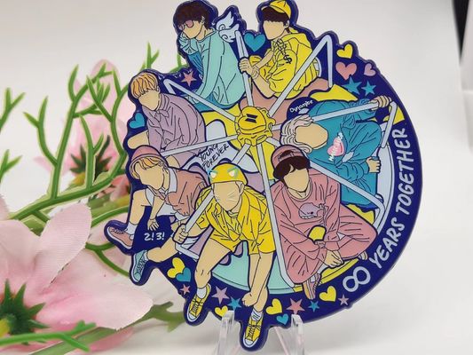 अच्छी कीमत व्यक्तिगत डिजाइन, स्वर्ण/चांदी/तमाशी लेपित, और नरम/कठिन तामचीनी प्रक्रिया के साथ कस्टम लैपल पिन ऑनलाइन