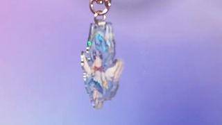 वैयक्तिकृत सस्ते होलोग्राफिक ऐक्रेलिक आकर्षण कस्टम ऐक्रेलिक एनीमे कीचेन